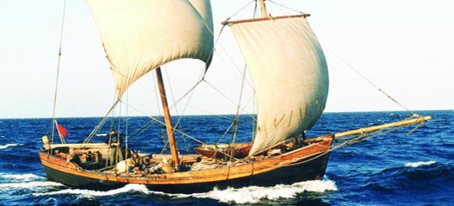 Polar Odyssey - the smaller boat ©  SW